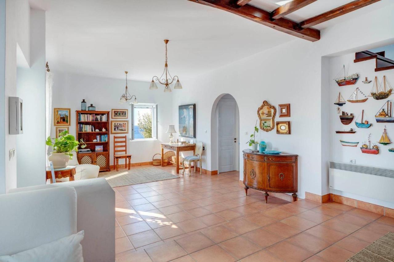 Cycladic Aura - Traditional Holiday Cottage 피니카스 외부 사진