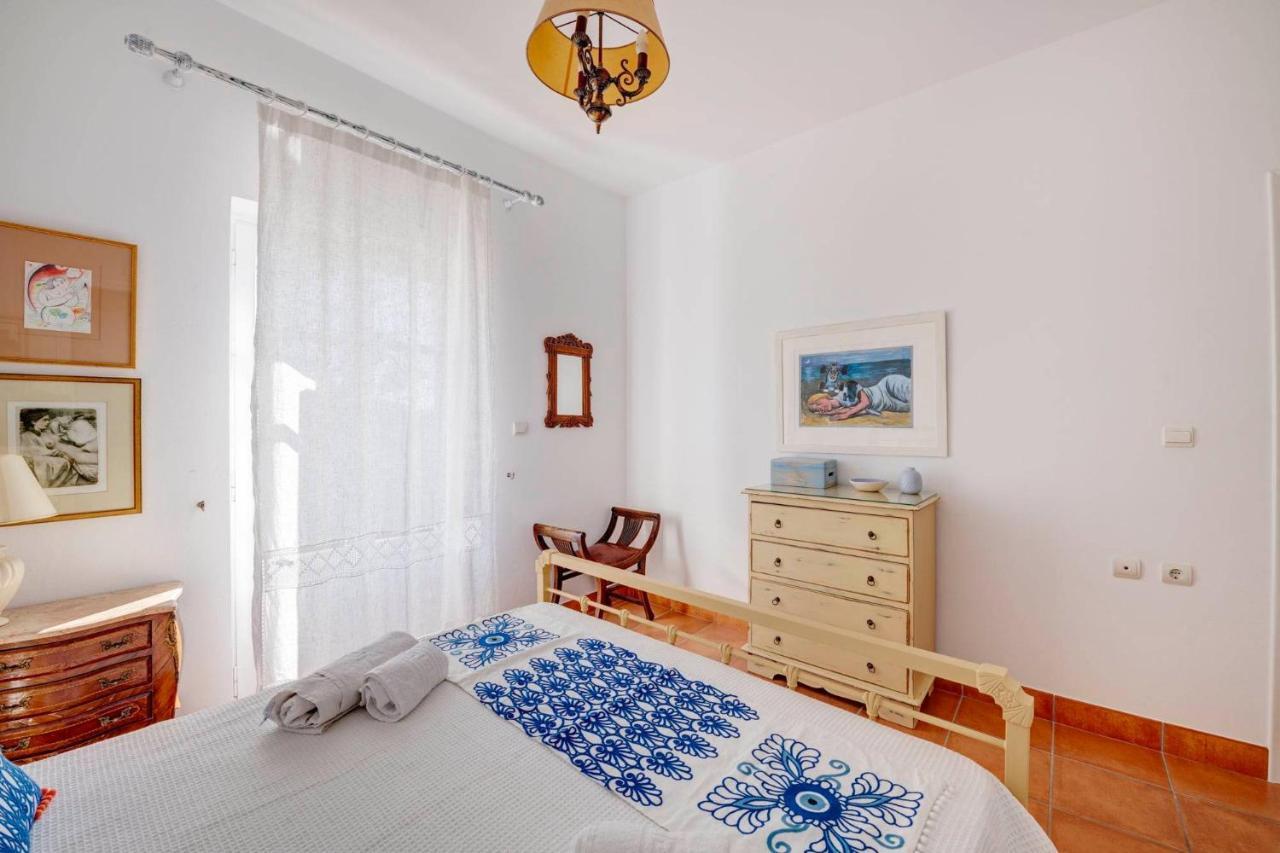 Cycladic Aura - Traditional Holiday Cottage 피니카스 외부 사진